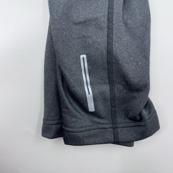 Pearl Izumi Gray Fabric Detail - Picture 2 of 7